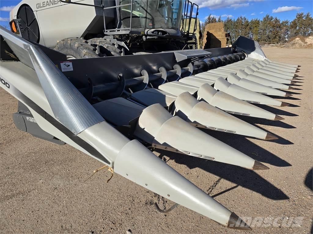 Gleaner 3000 Kombajni