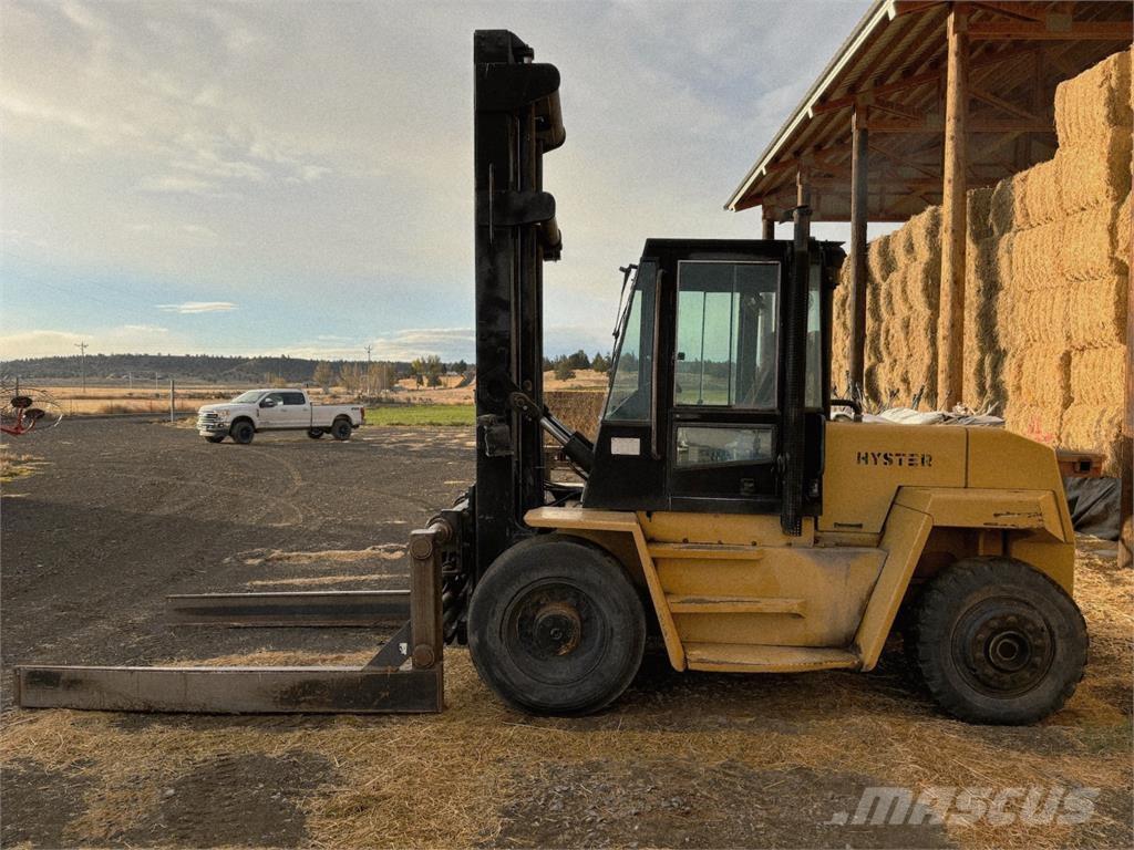 Hyster H210XL Hvataljke za bale