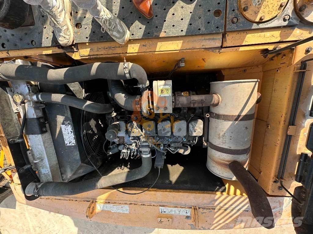 Hyundai R 225 -9 Bageri gusjeničari