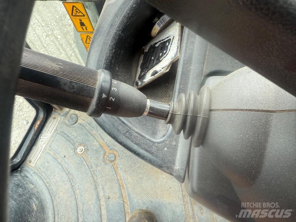 JCB 3 CX Utovarni rovokopači
