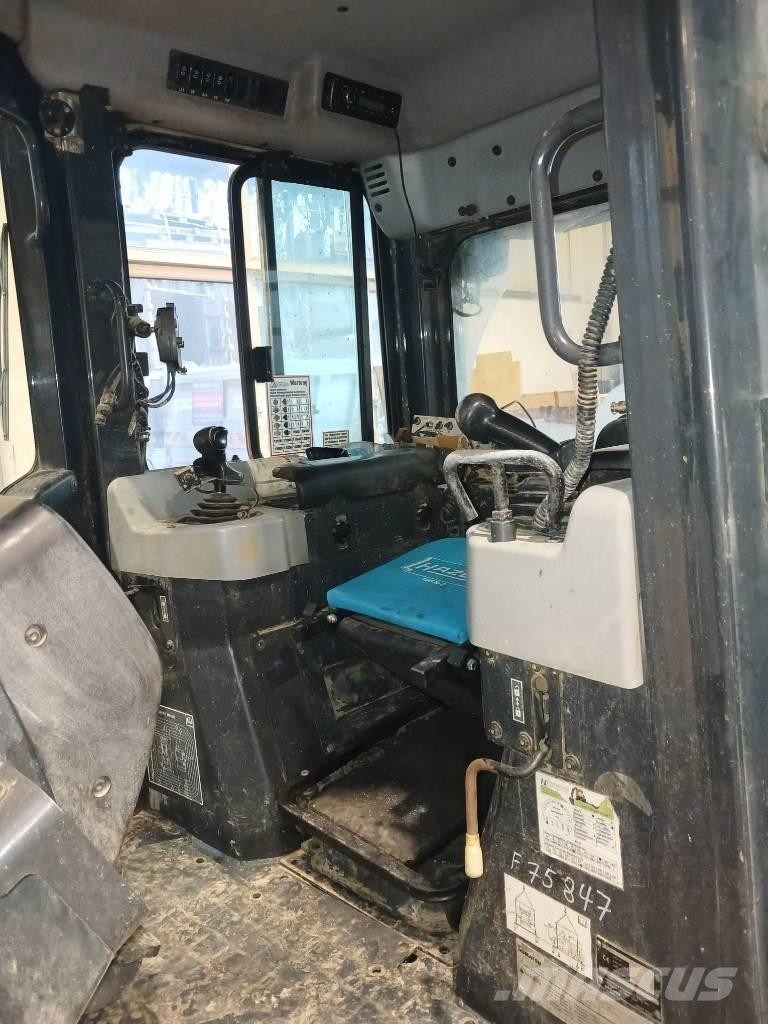 Komatsu D 51 PX-22 Buldožeri gusjeničari