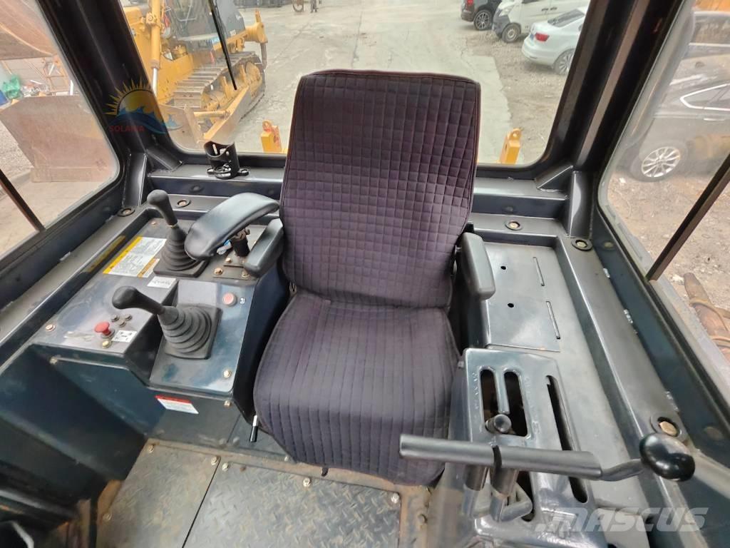 Shantui SD 22 Buldožeri gusjeničari