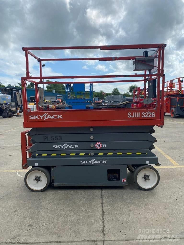 SkyJack SJ 3226 Škaraste platforme