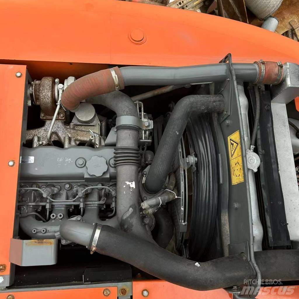 Hitachi ZX 120 Bageri gusjeničari