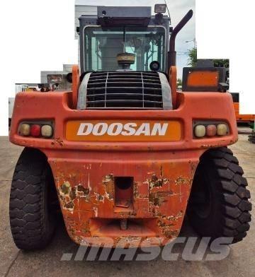 Doosan D 160 S-5 Dizelski viličari