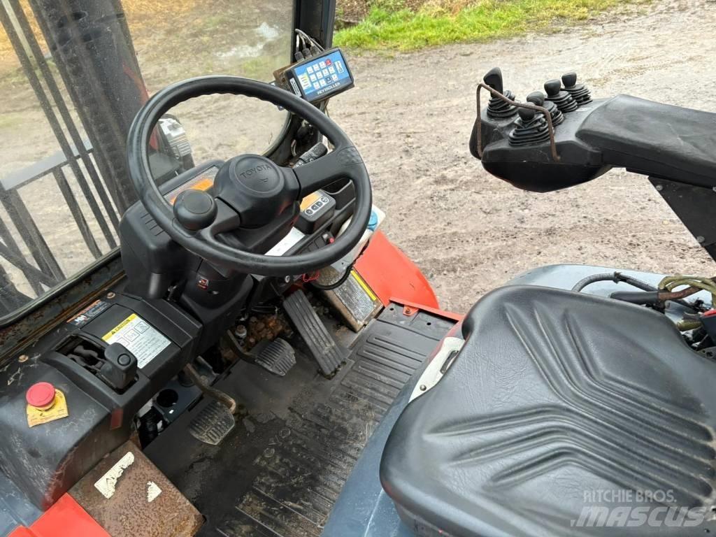 Toyota 7 FD 40 Dizelski viličari