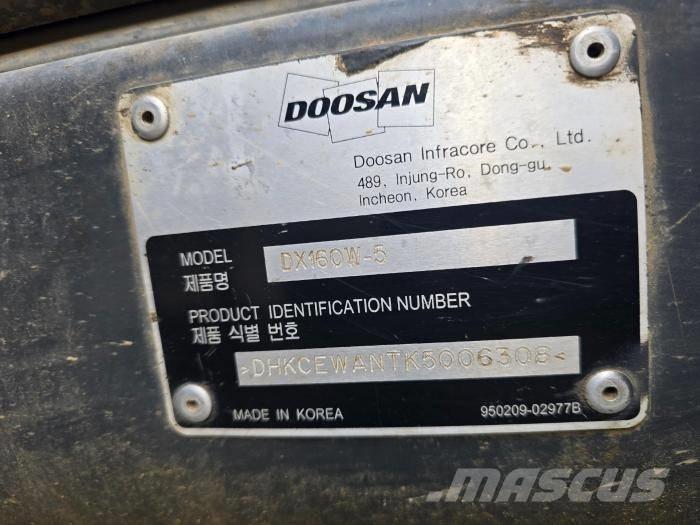 Doosan DX 140 W-5 Bageri na kotačima