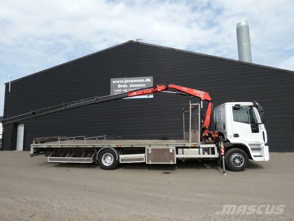 Iveco 150E 25 Kamioni sa kranom