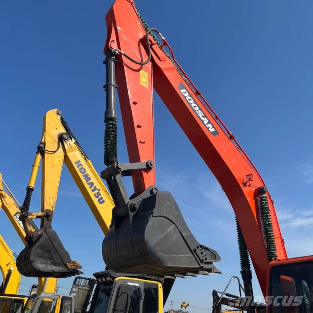 Doosan DX 300 Bageri gusjeničari