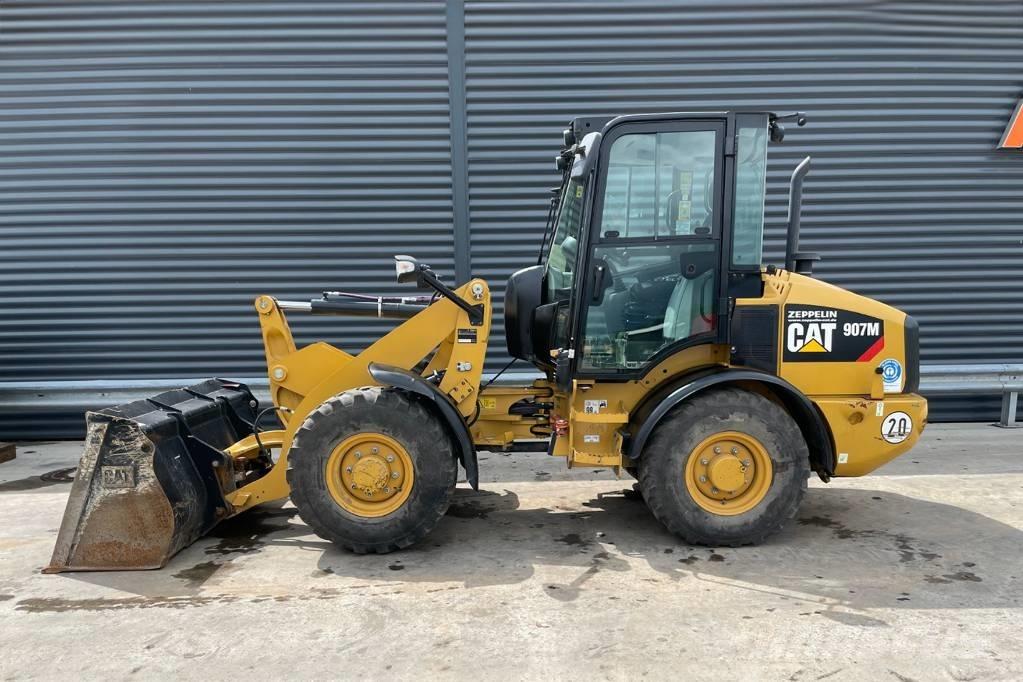 CAT 907M Utovarivači na kotačima