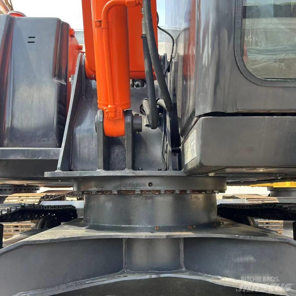 Hitachi ZX 70 Mini bageri <7t