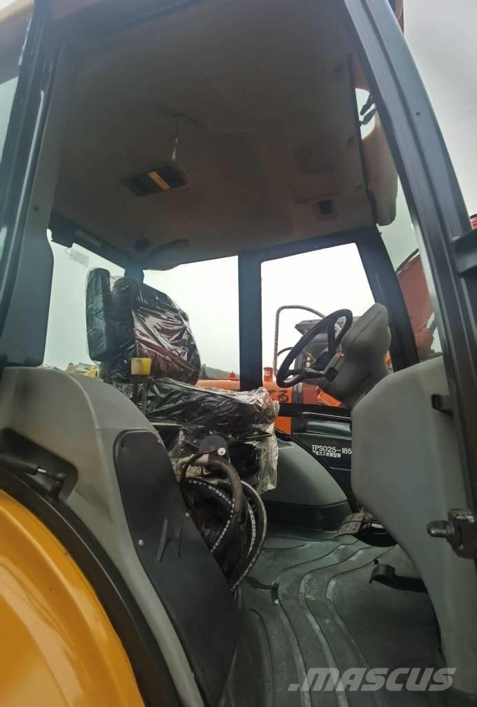 JCB 4 CX Utovarni rovokopači