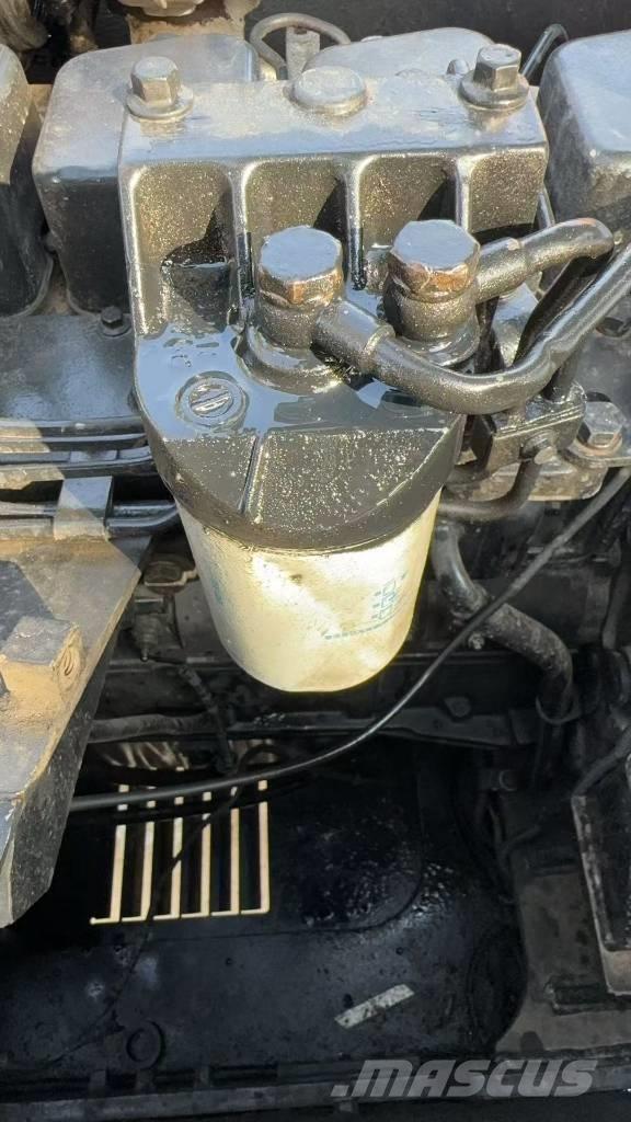 Hyundai 220LC-9S Bageri gusjeničari