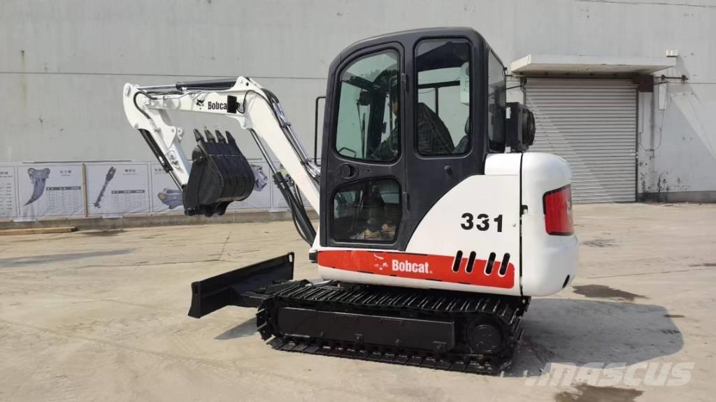 Bobcat 331 Mini bageri <7t