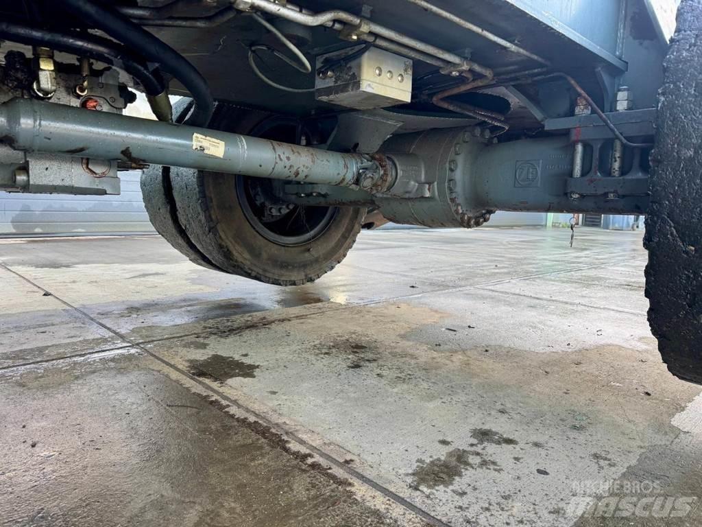 Liebherr A 924 C Bageri za manipuliranje materijalom / otpadom