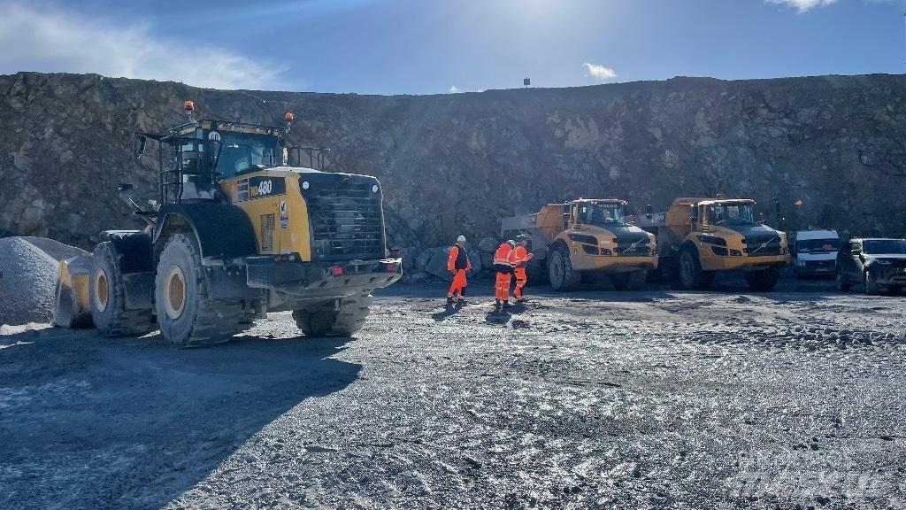 Komatsu WA480 Utovarivači na kotačima