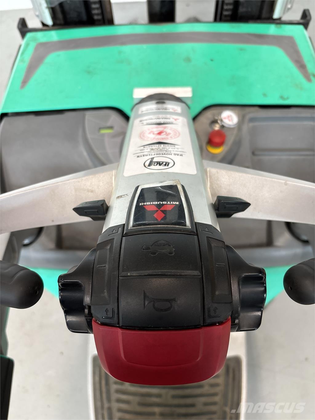 Mitsubishi SBV16N Samopogonski ručni viličari