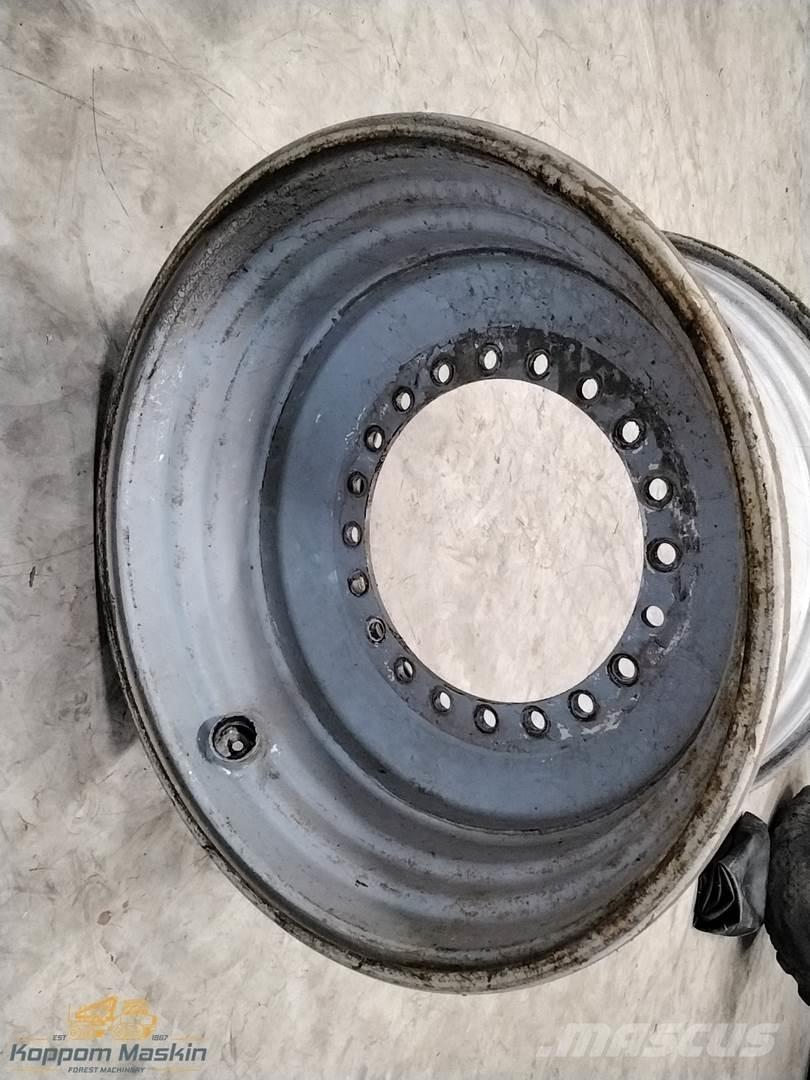 Valmet 941 20x34 Gume, kotači i naplatci
