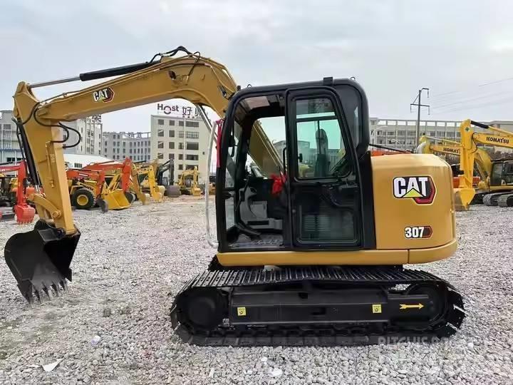 CAT 307 Bageri gusjeničari