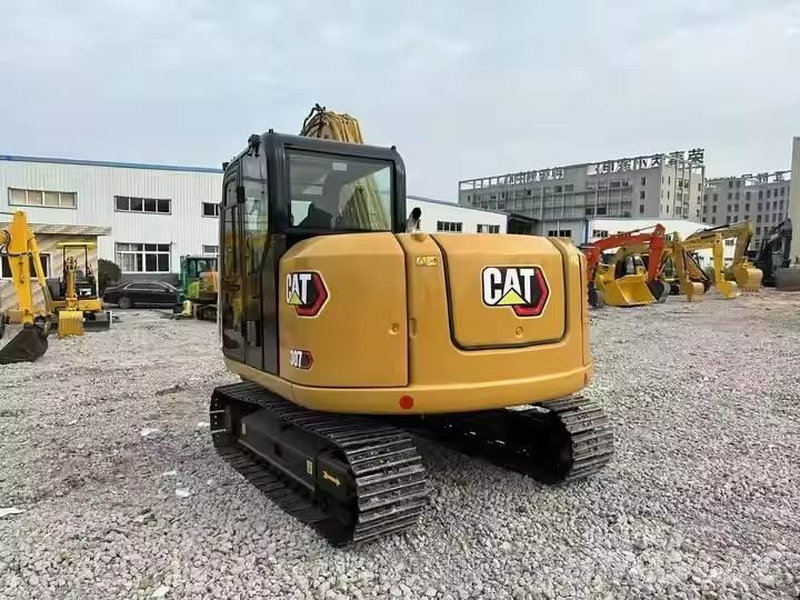 CAT 307 Bageri gusjeničari