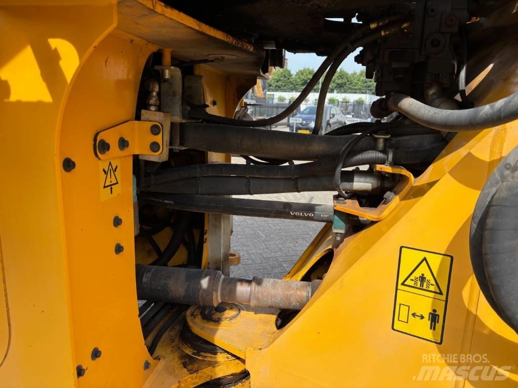 Volvo L 110 F Utovarivači na kotačima