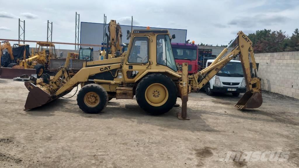 CAT 428 B 4x4 Utovarni rovokopači