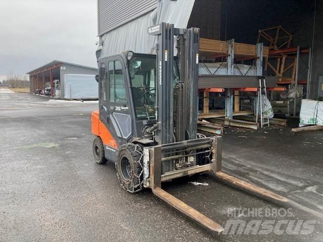 Doosan D35C-7 Dizelski viličari