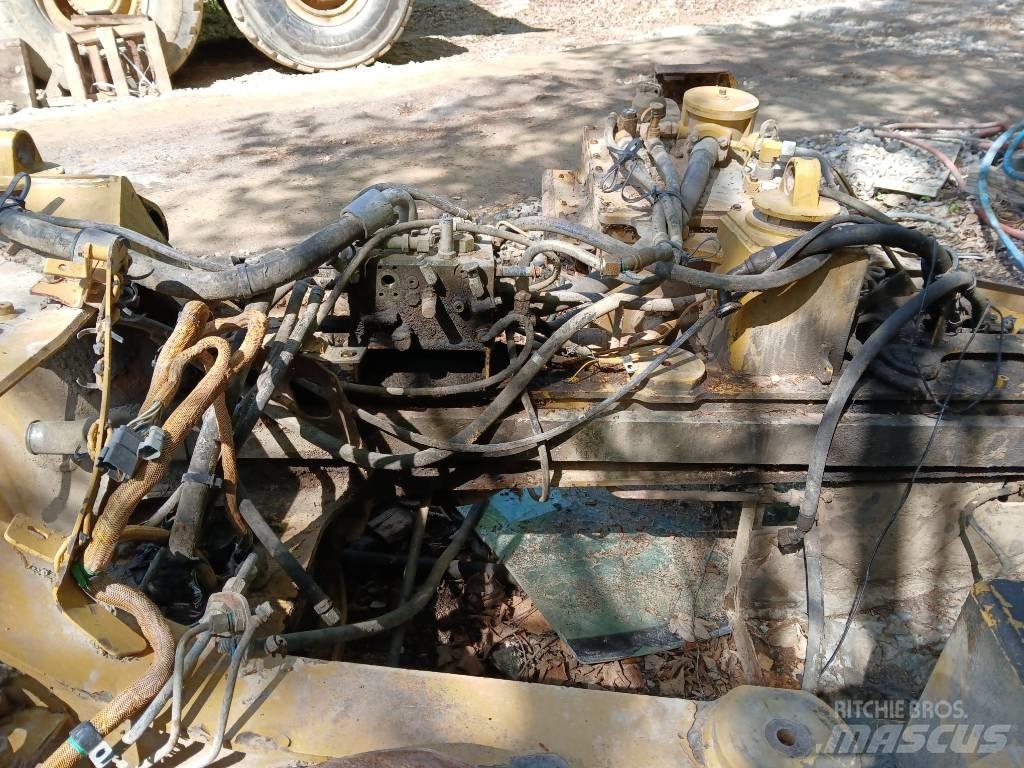 CAT 730 Zglobni demperi