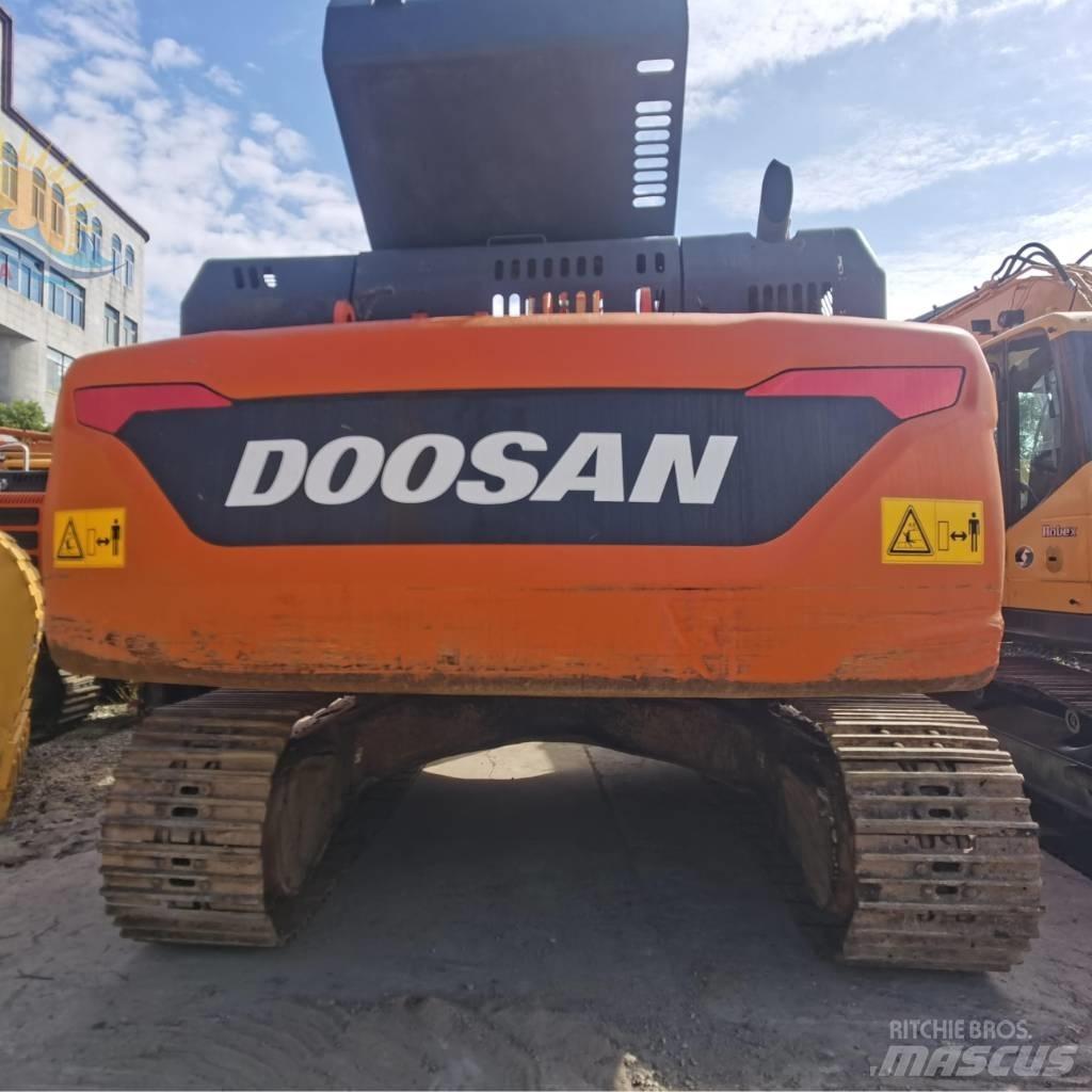 Doosan DX 300 LC Bageri gusjeničari