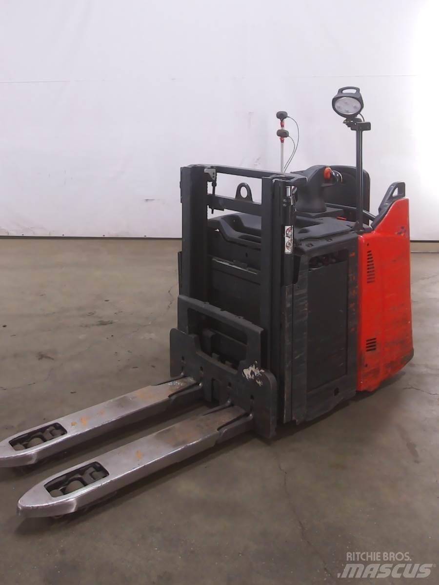 Linde D12HPSP Ručni električni viličar