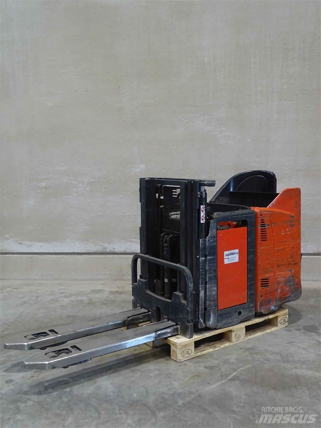 Linde L12LSP Ručni električni viličar