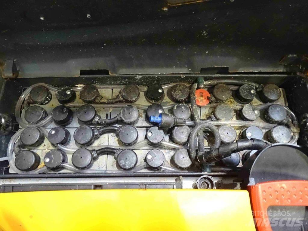 Still EXD18L Ručni električni viličar