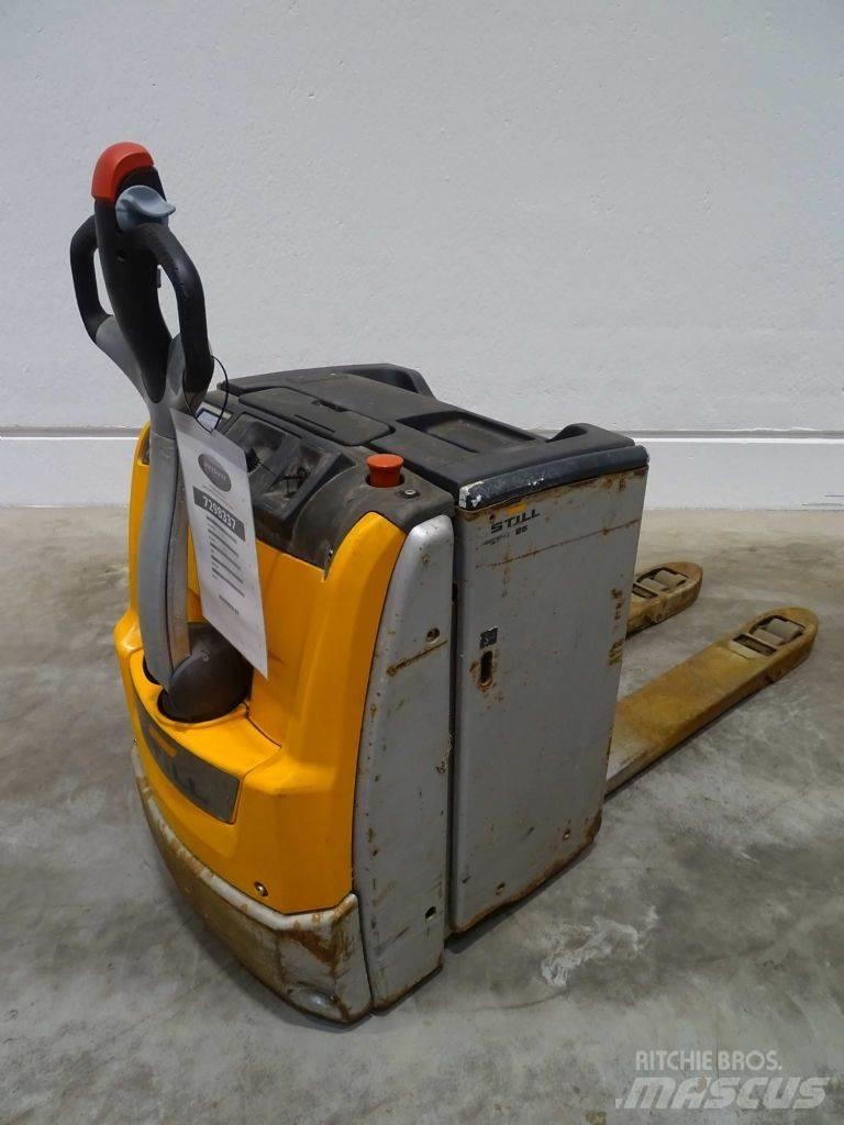 Still EXH25 Nisko podizni električni viličar