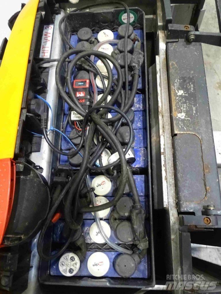 Still EXU-H20 Ručni električni viličar