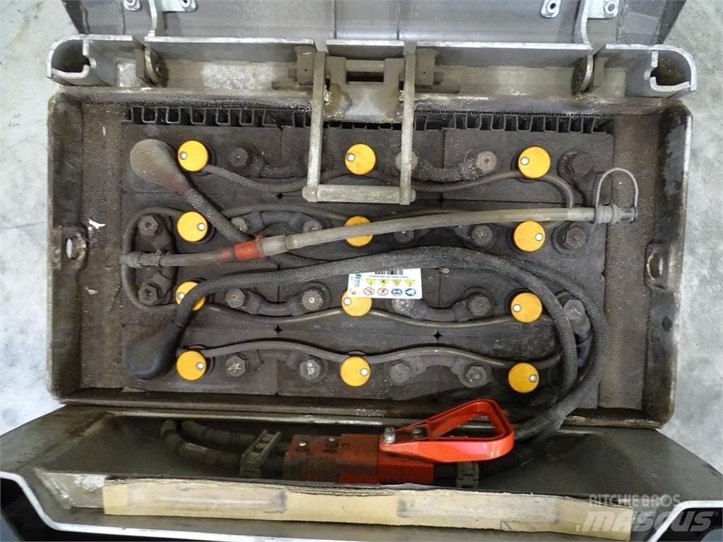 Still EXU-S24 Nisko podizni električni viličar
