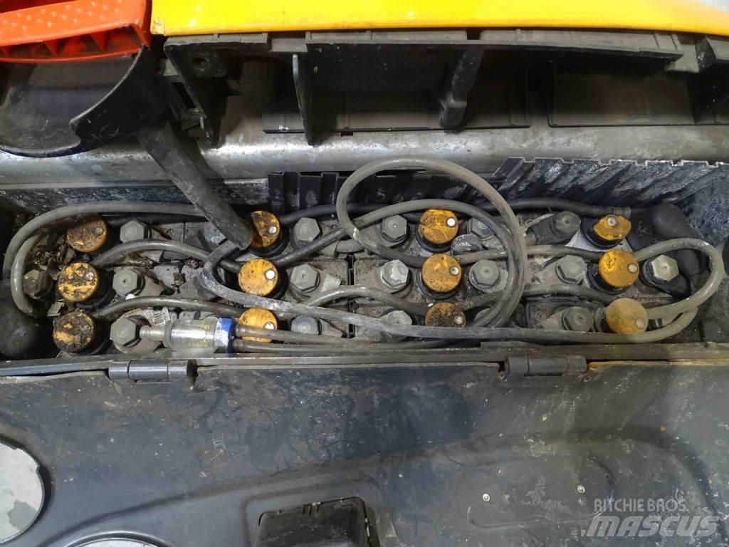 Still EXU16 Nisko podizni električni viličar