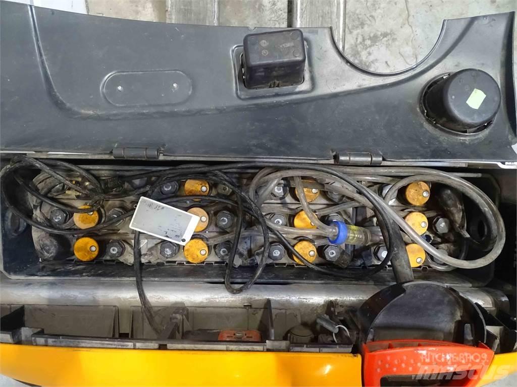 Still EXU16 Nisko podizni električni viličar