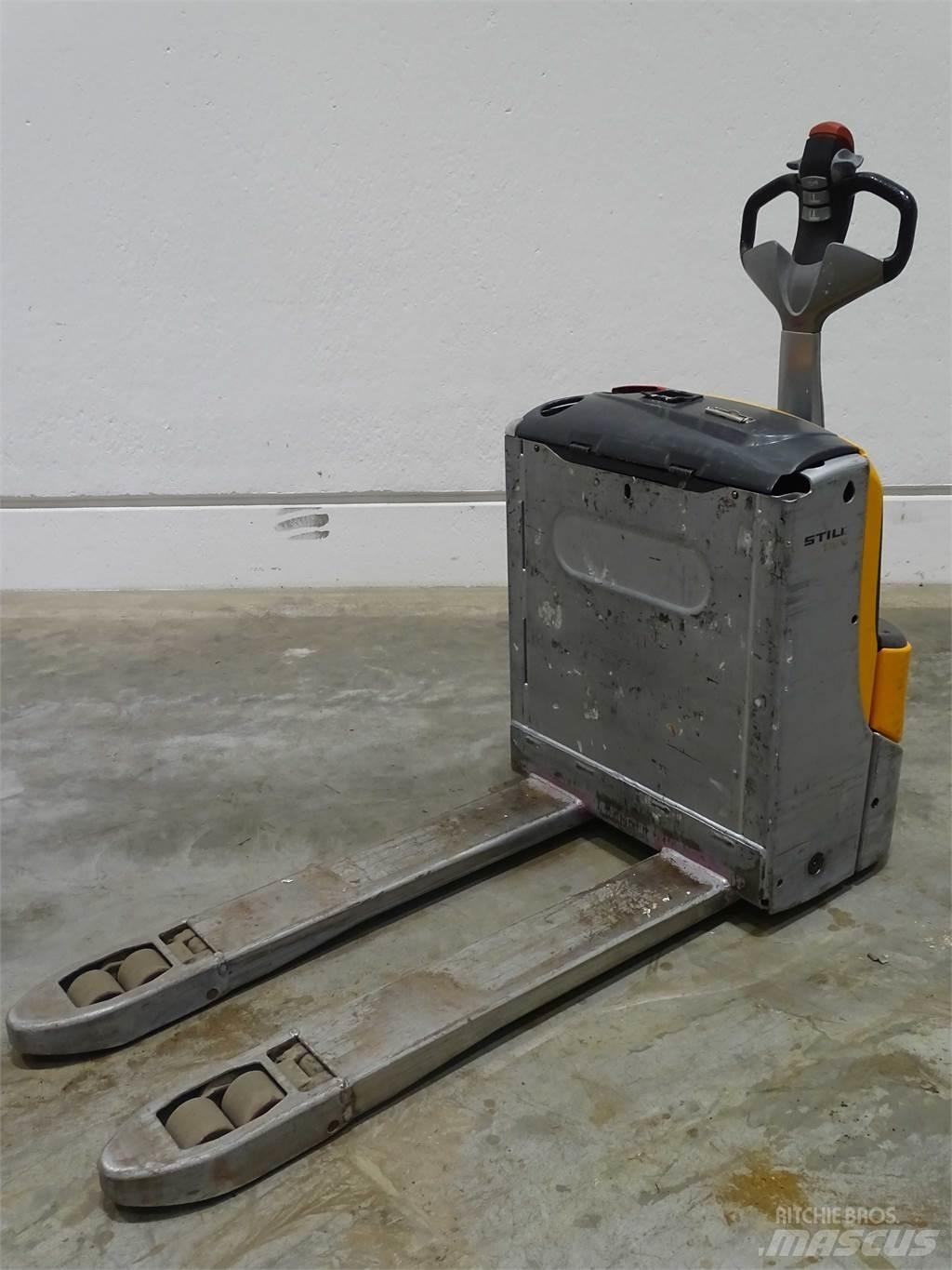 Still EXU16 Nisko podizni električni viličar