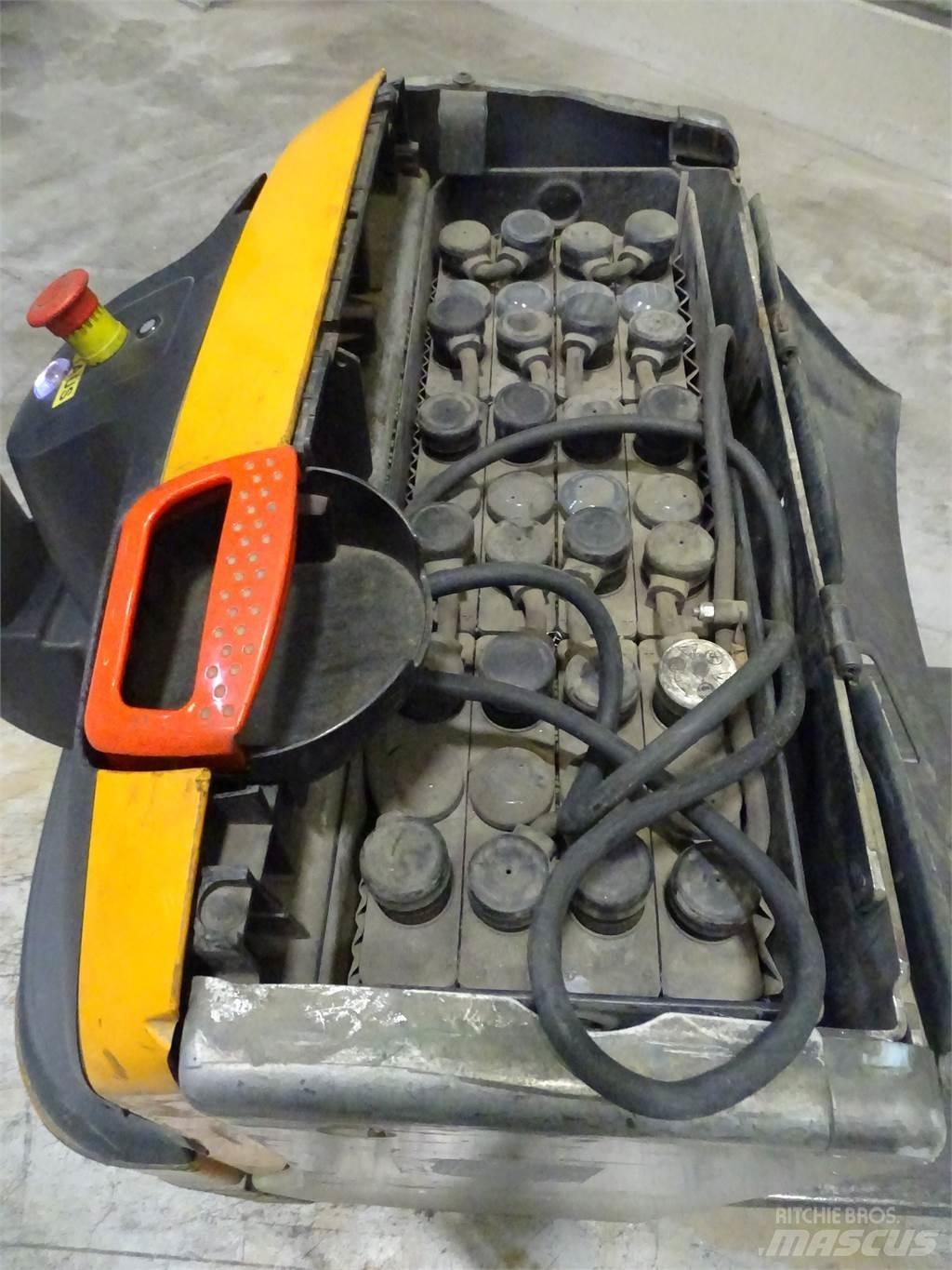 Still EXU16 Nisko podizni električni viličar