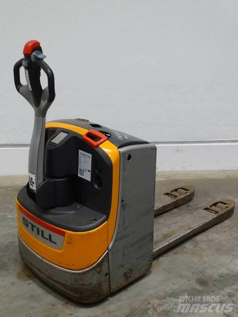 Still EXU18 Nisko podizni električni viličar