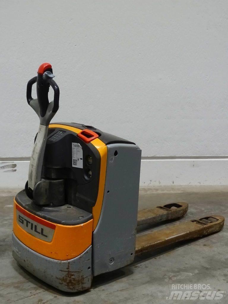 Still EXU18 Nisko podizni električni viličar