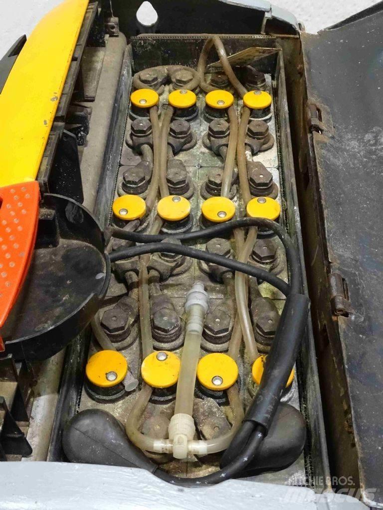 Still EXU18 Nisko podizni električni viličar