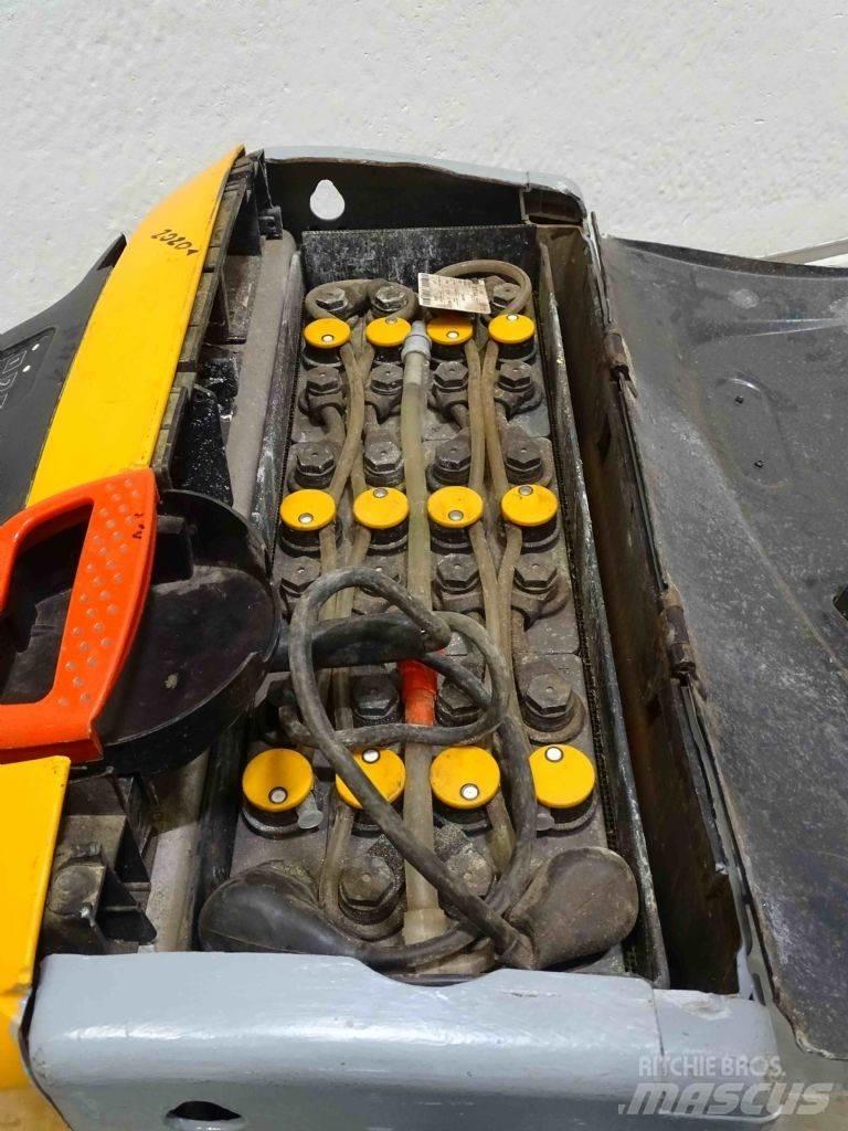 Still EXU18 Nisko podizni električni viličar