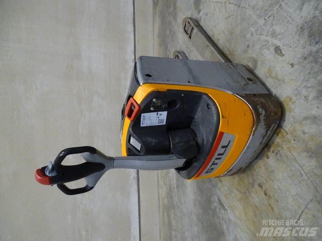 Still EXU18 Nisko podizni električni viličar
