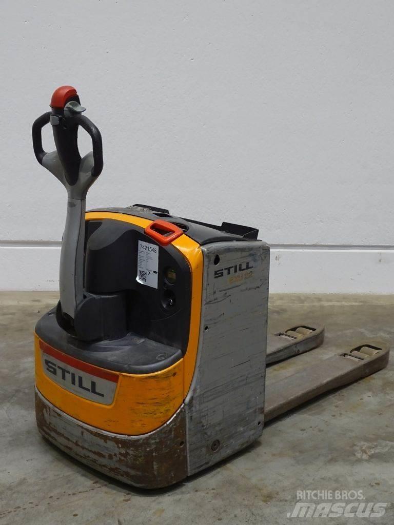 Still EXU22 Nisko podizni električni viličar