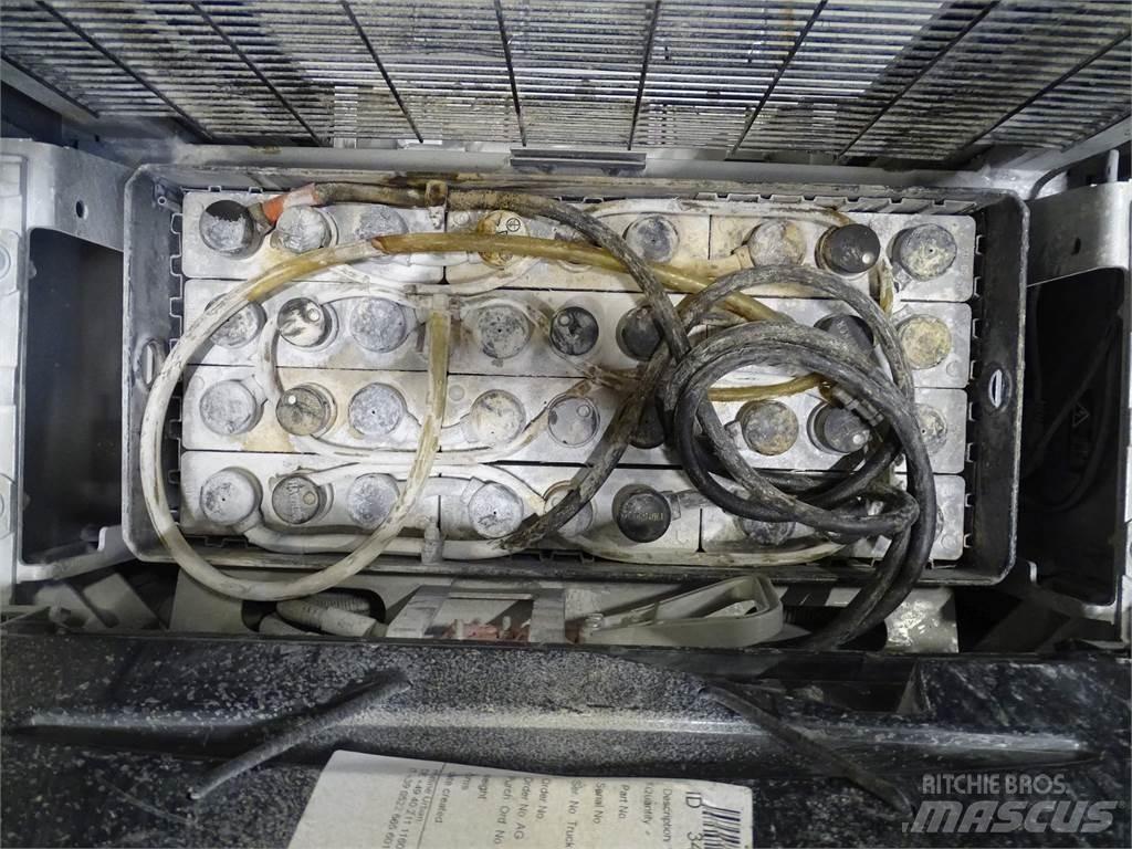 Still EXV-16 Ručni električni viličar