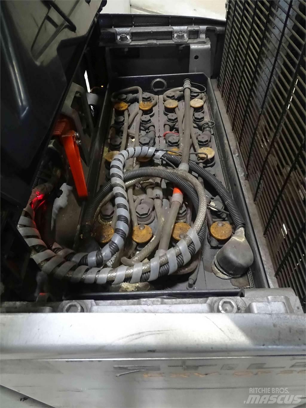 Still EXV-SF20I Ručni električni viličar