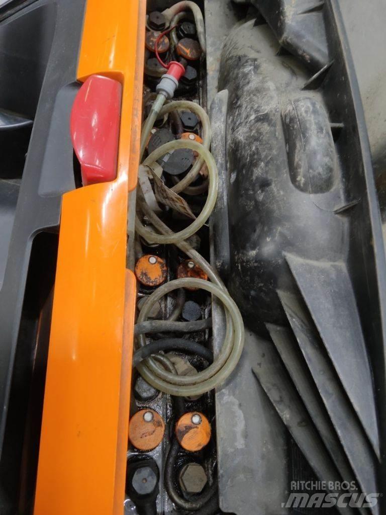 Still EXV10 Ručni električni viličar
