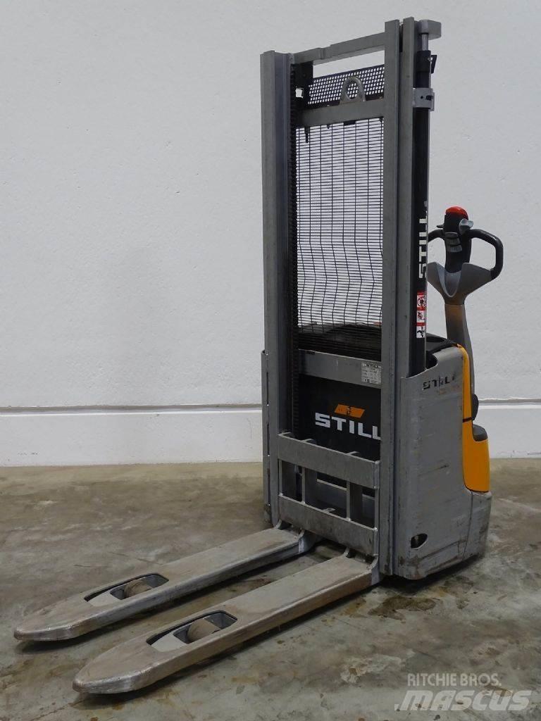 Still EXV10 Ručni električni viličar