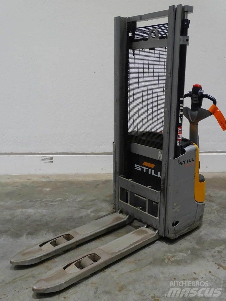 Still EXV10 Ručni električni viličar